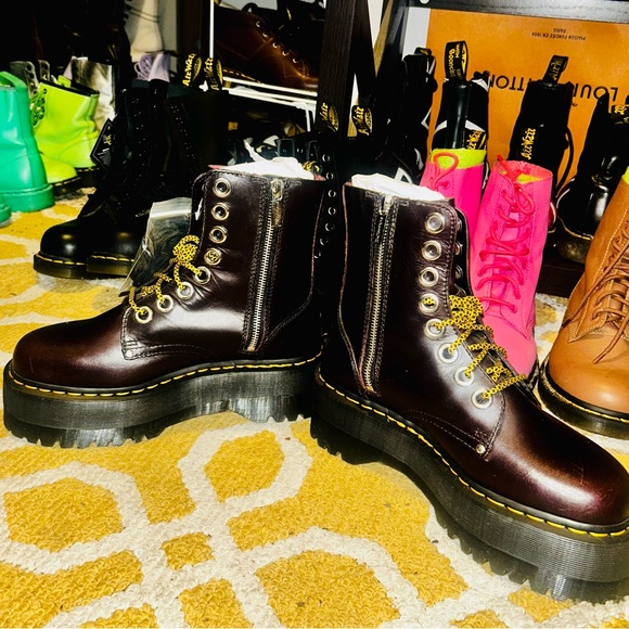 NIB Dr. Martens Jadon Max - Picture 2 of 7